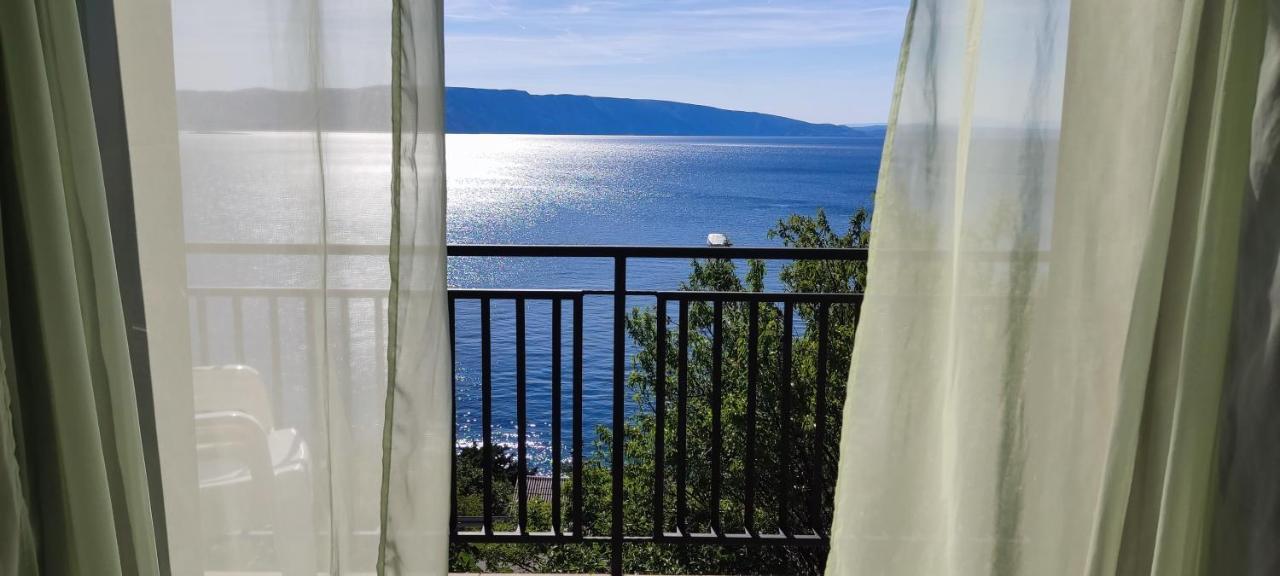 Apartment And Rooms Busa 3 Senj  Buitenkant foto
